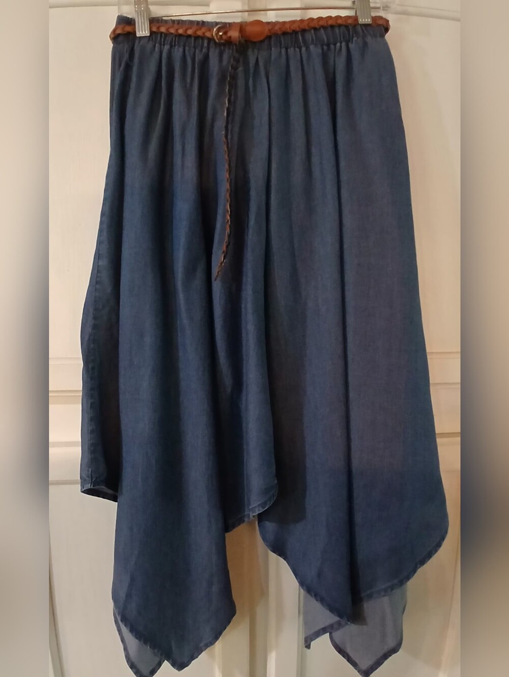 NWT - Hālo Brand Cascading asymmetrical hem skirt with a braided brown belt S